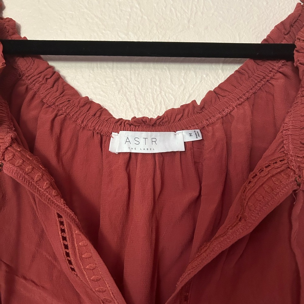 Women's Rust Off-Shoulder Top - Picture 4 of 6
